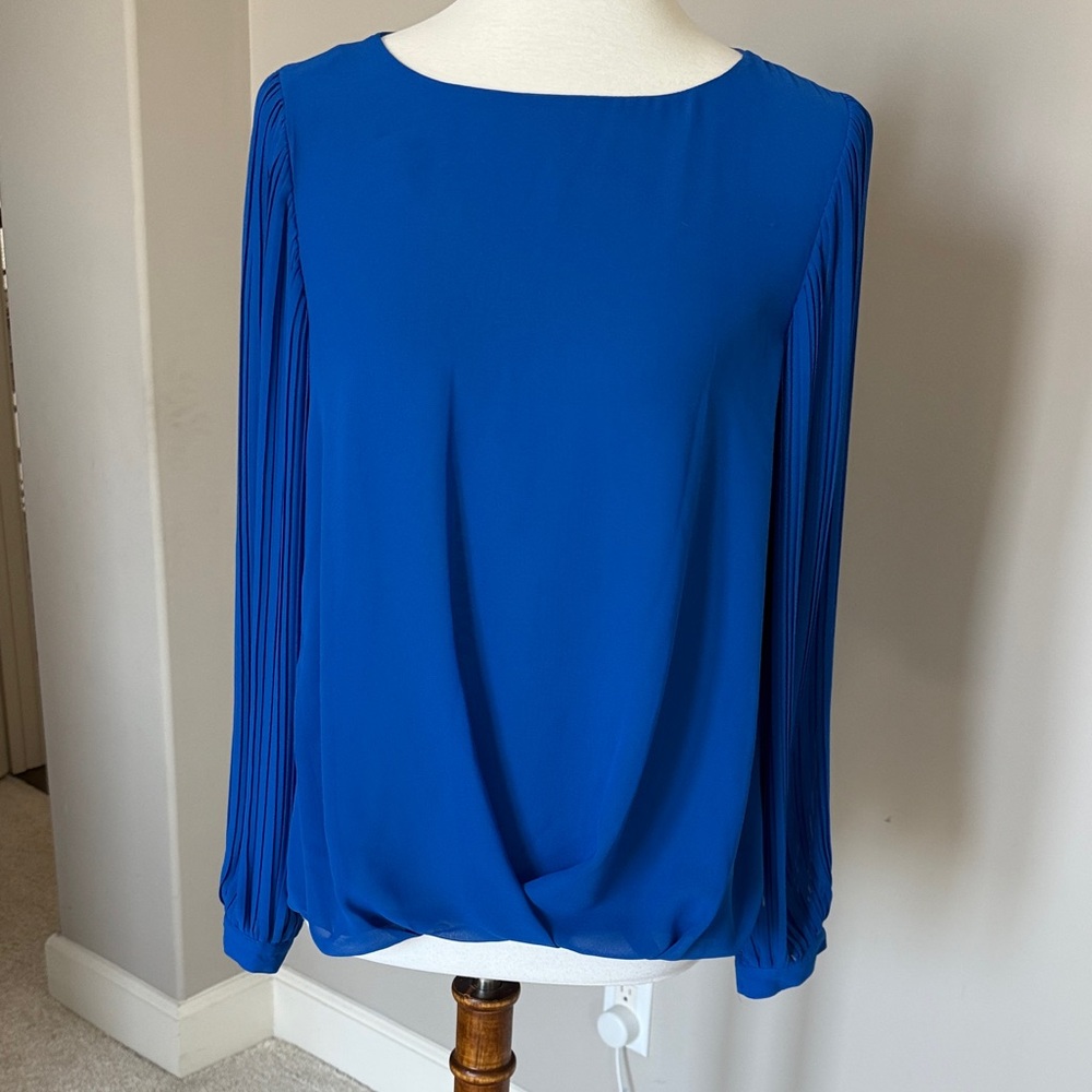 Vince Camuto Elegant Blue Women's Top